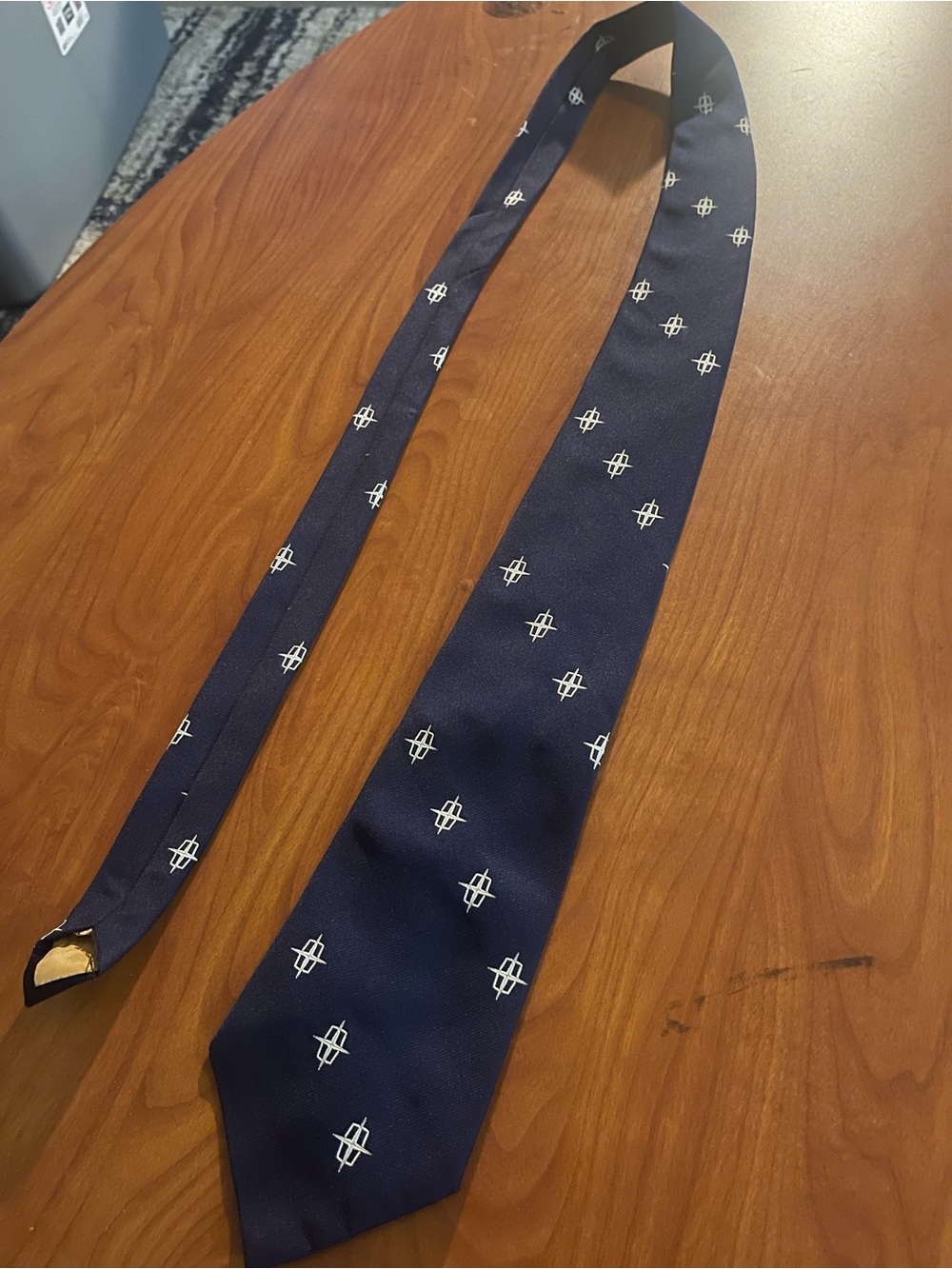 Lincoln Classic Navy Geometric Pattern Men's Tie